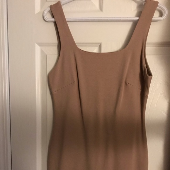 Clothes/dresses *new/like new* size M-L - Picture 2 of 7